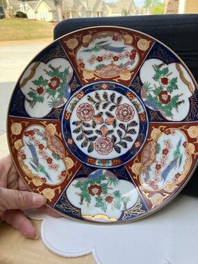 Gold Imari Hand-Painted Porcelain Plate - White with Gold Mark